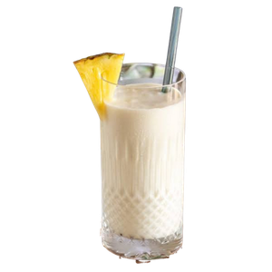 Piña Colada cremosa y refrescante con ron blanco, coco y piña natural. Perfecta para acompañar quesadillas y disfrutar del sabor mexicano.